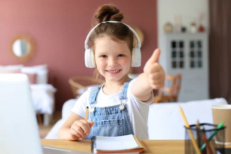 Motivasyon hakkında konuşalım! Çocuğunuza neden İngilizce öğrenmesi gerektiğini nasıl açıklayabilirsiniz?