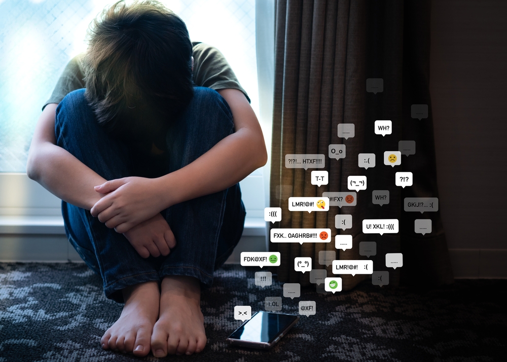 İnternette çocuklar için bir tehlike olarak siber zorbalık